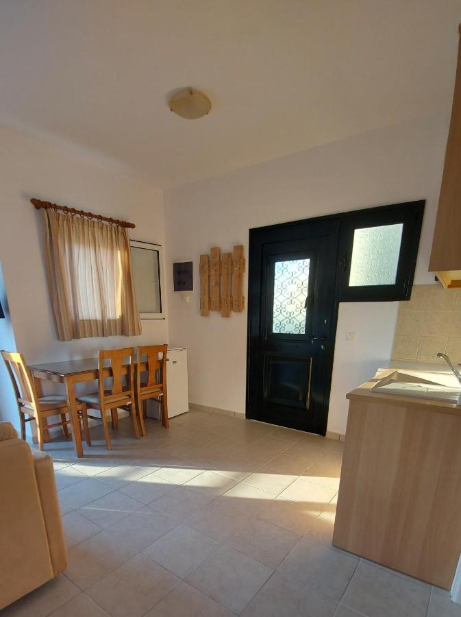 C-View Apartments Megalochori  المظهر الخارجي الصورة