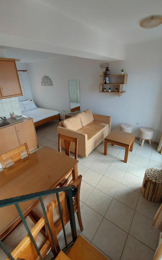 C-View Apartments Megalochori  المظهر الخارجي الصورة
