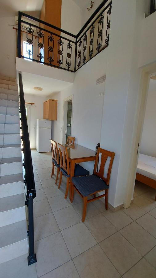 C-View Apartments Megalochori  المظهر الخارجي الصورة