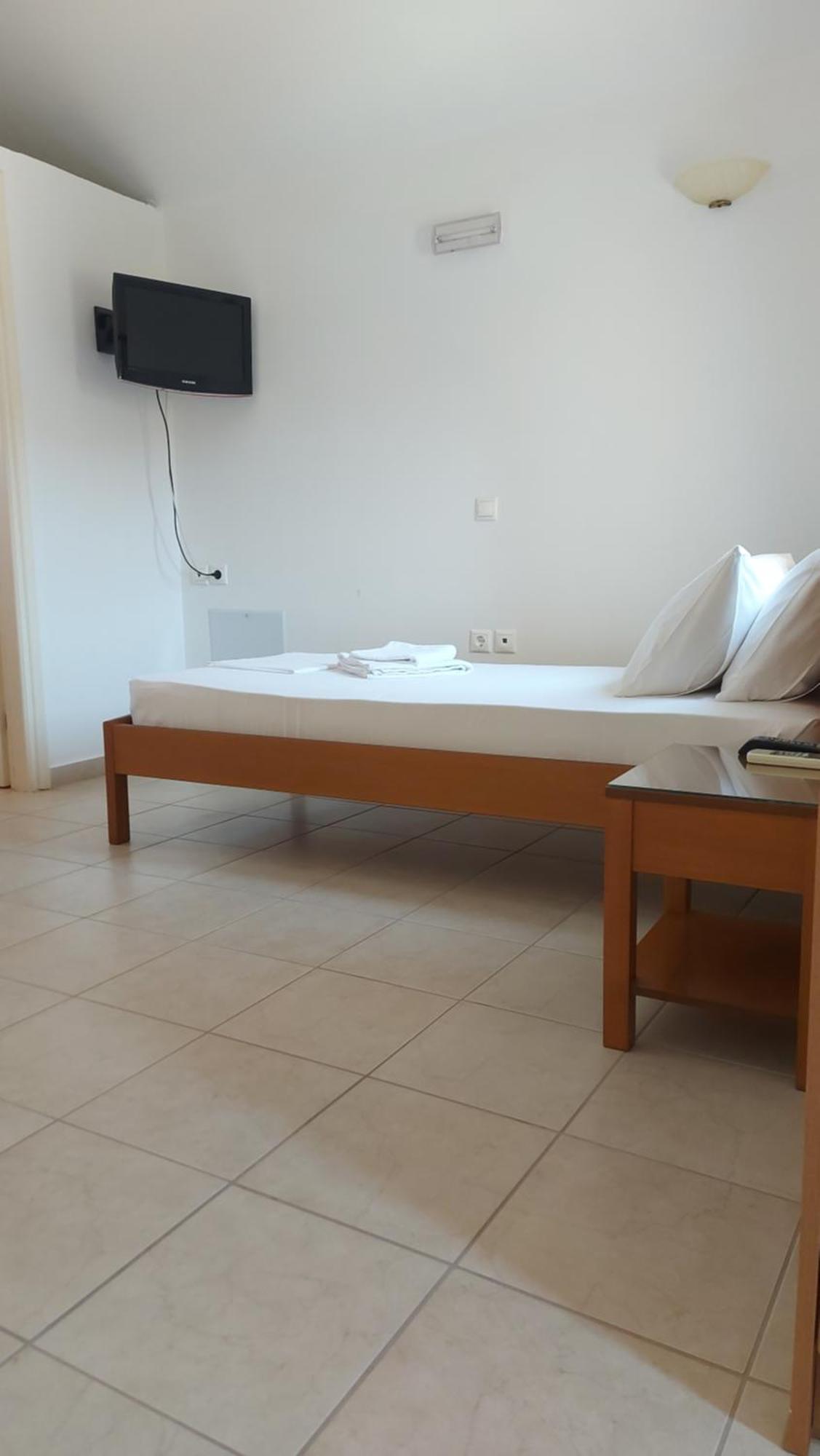 C-View Apartments Megalochori  الغرفة الصورة